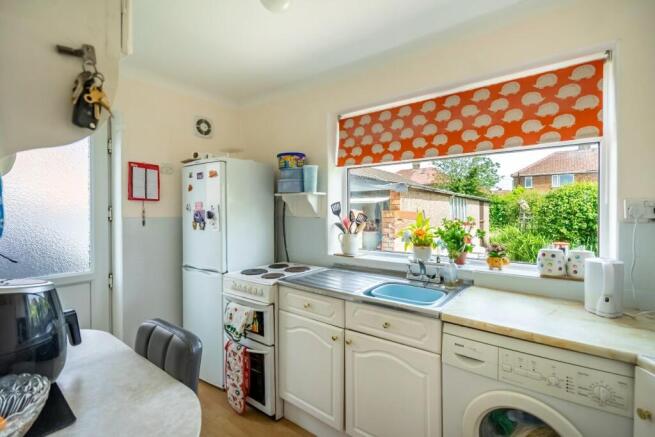 2 bed Bungalow for sale Image 5