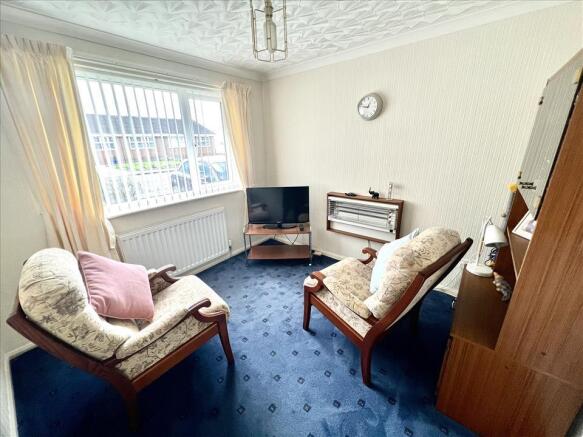 BEDROOM 2