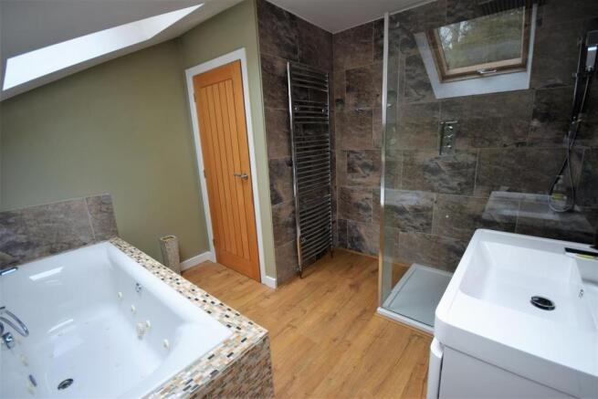 22 chapel Bank House, HX6 4DB.JPG