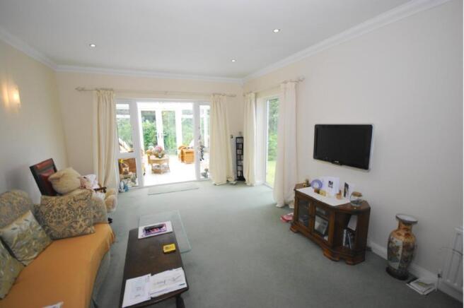 Large Lounge