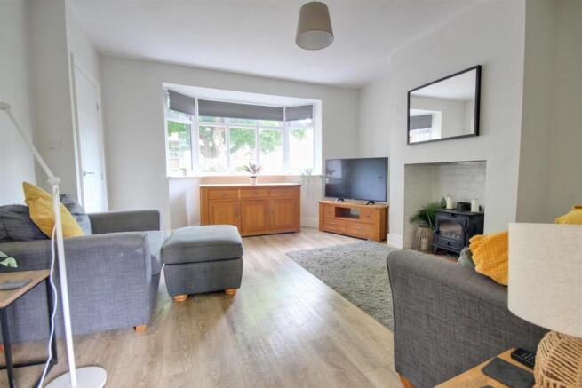 4 bed Semi-Detached for sale Image 9