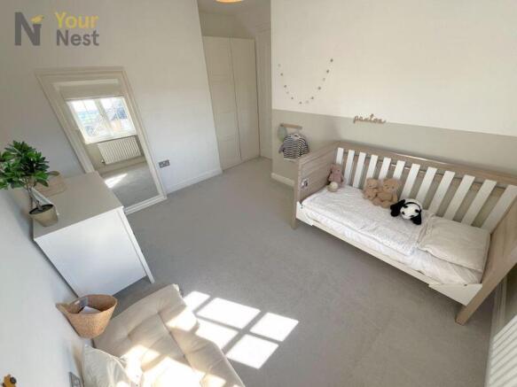 3 bed Semi-Detached to rent Image 12