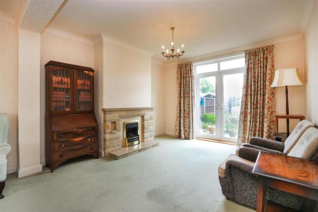 Living Room.jpg