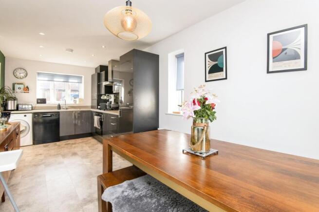 Kitchen/Dining Room