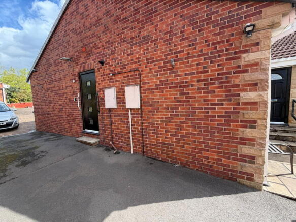 3 bed Detached Bungalow for sale Image 4