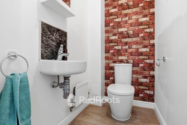 2 bed Terraced for sale Image 6