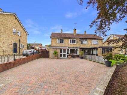 Beechfield Drive, Willerby, Hull, HU10 6DF