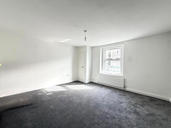 WhatsApp Image 2026-03-18 at 11.32.15 (9).jpeg