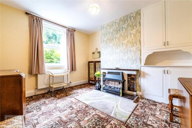 3 bed Semi-Detached for sale Image 3