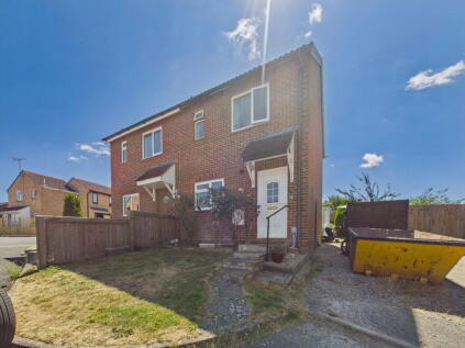 Highgrove Close,Calne,SN11 8NE