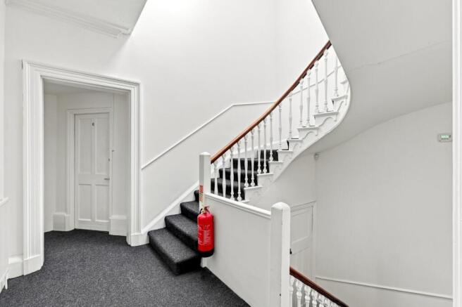 1 bed House Share to rent Image 10