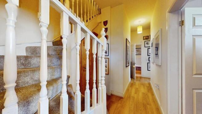 3 bed Town House for sale Image 6