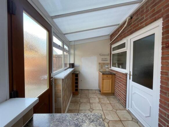 4 bed Terraced for sale Image 11