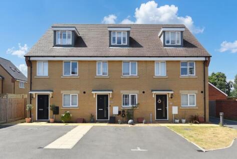 Lynton Edge, Biggleswade, SG18