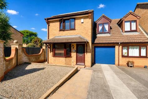 Maple Grove, Roundswell, Barnstaple, Devon, EX31