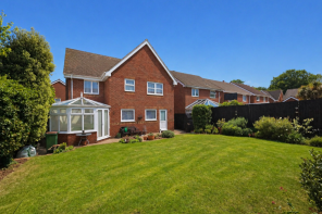 4, Goldcrest Close, Fareham PO16 8YD
