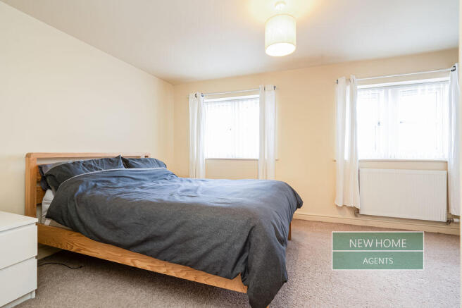 4 bed Terraced for sale Image 11