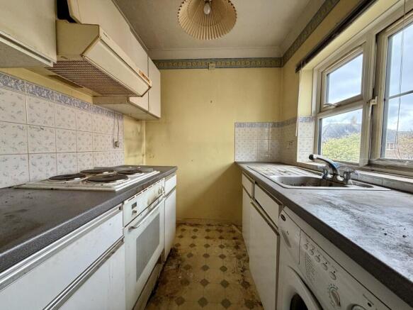 21 Charles Court, Wheatfield Road, Stanway, Colchester, Essex CO3 0YS photo 4