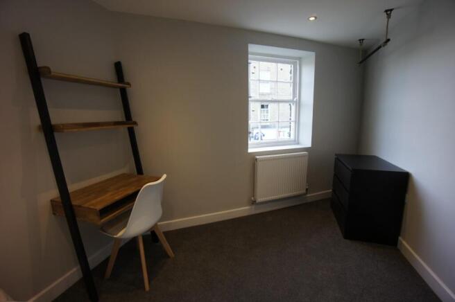 2 bed Flat to rent Image 7
