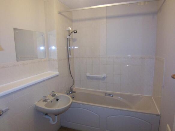 Photo 6