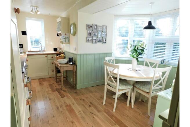 Kitchen / Breakfast