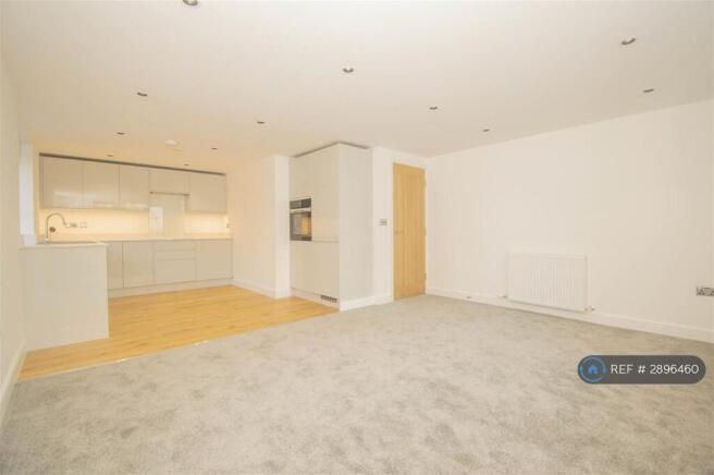 1 bed Flat to rent Image 10