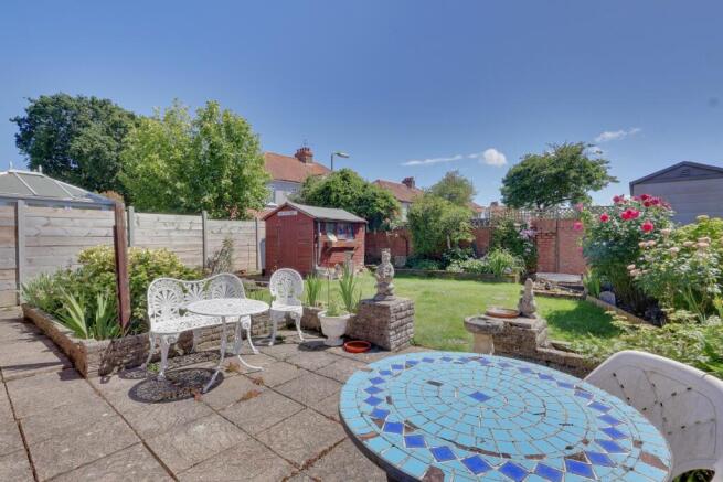 Woodstock Road, Bedhampton, Havant photo 4