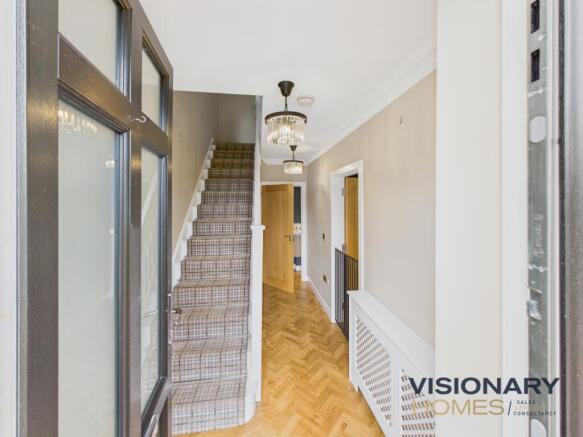 CAM03522G0-PR0216-STILL016