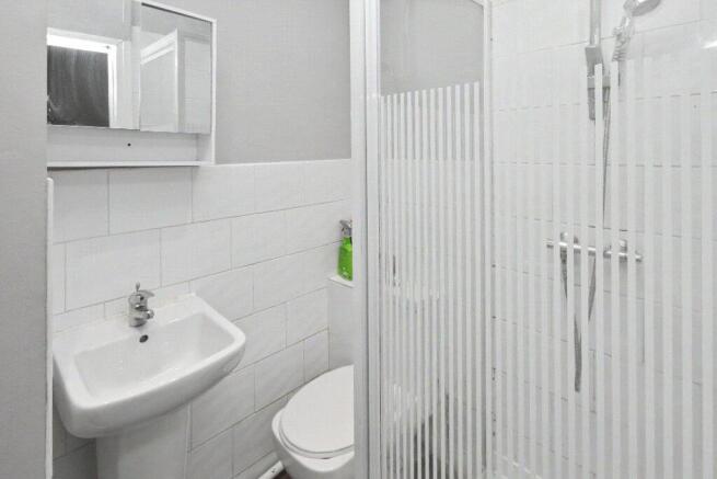 2 bed Terraced for sale Image 9