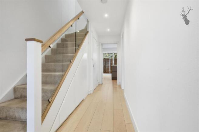 Roding Lane, Buckhurst Hill, IG9 photo 2