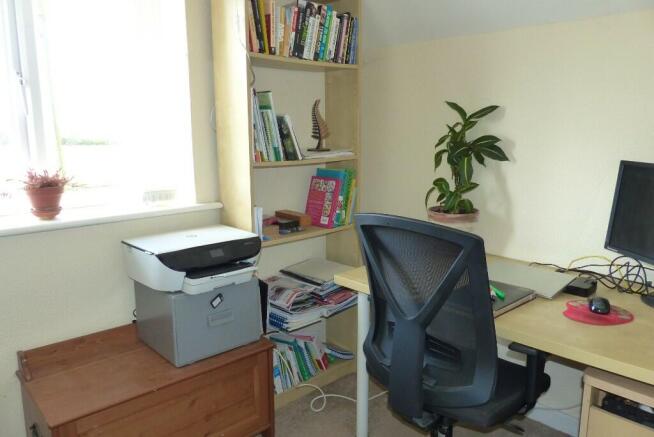 Photo 8