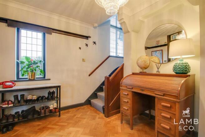 ENTRANCE HALL
