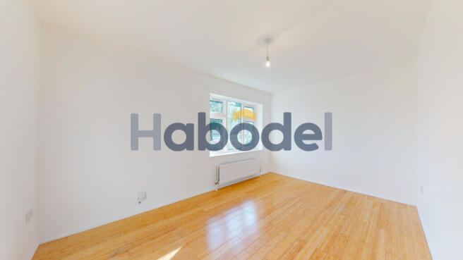 3 bed Terraced to rent Image 5