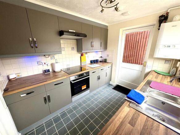 Kitchen Cont