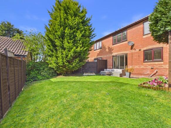 Seagrave Close, Oakwood photo 4