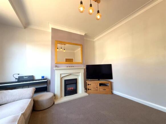 Fairview Avenue, Lytham St. Annes photo 4