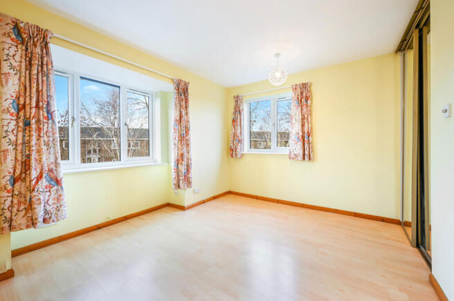 Brangwyn Crescent, London, SW19 2UF photo 4