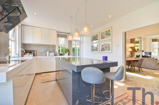Kitchen-Breakfast Room (2).JPG