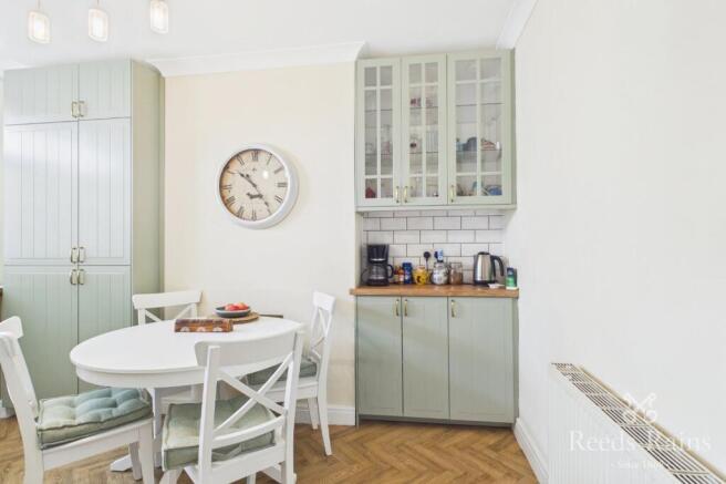 3 bed Semi-Detached for sale Image 10
