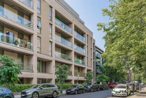 Flat 8, Telfer House, Lever Street, London EC1V 3QX