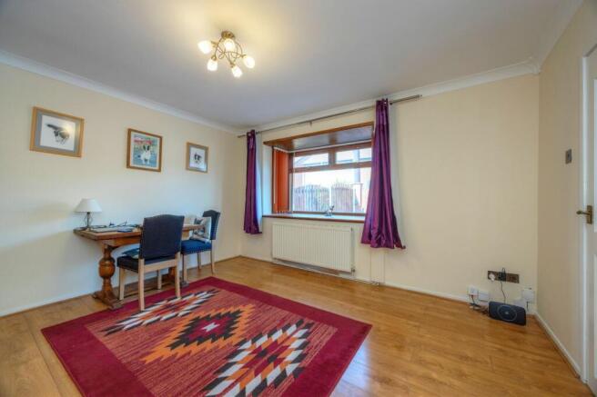 3 bed Semi-Detached for sale Image 7