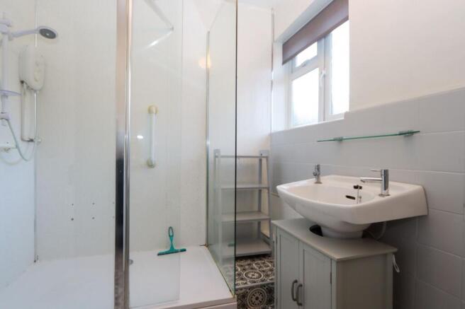 Family Shower Room
