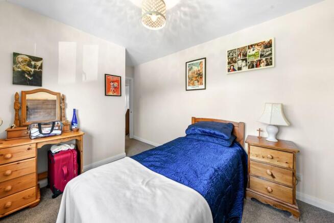 3 bed Terraced for sale Image 10