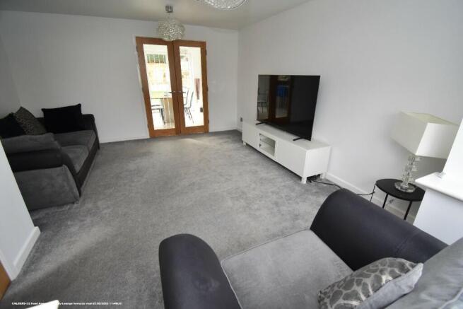 LOUNGE TOWARDS REAR