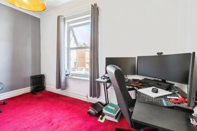 2 bed End of Terrace for sale Image 9