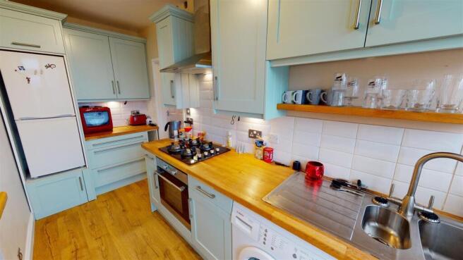 kitchen1.jpg