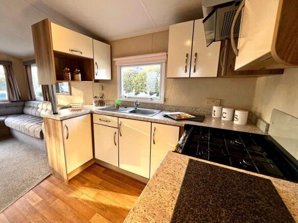 Willerby Rio Gold 2013 Car0051616 135613059.jpeg