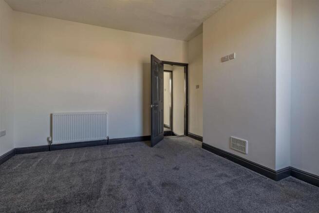 2 bed Terraced for sale Image 10