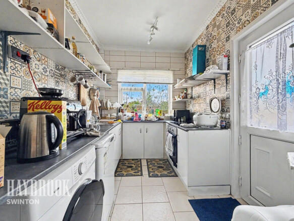 2 bed Terraced for sale Image 4