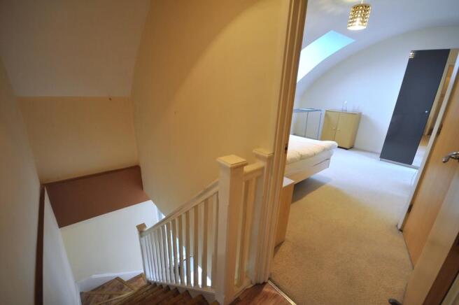 Upper landing